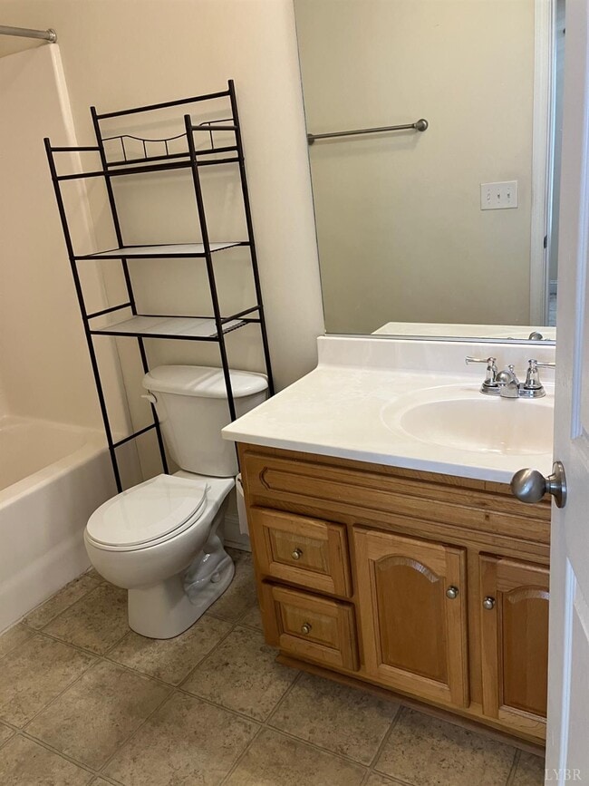 Building Photo - 1600 Wards Ferry Rd