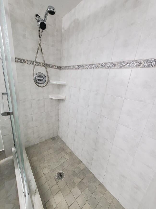 Bathroom2 - 9733 Westview Dr