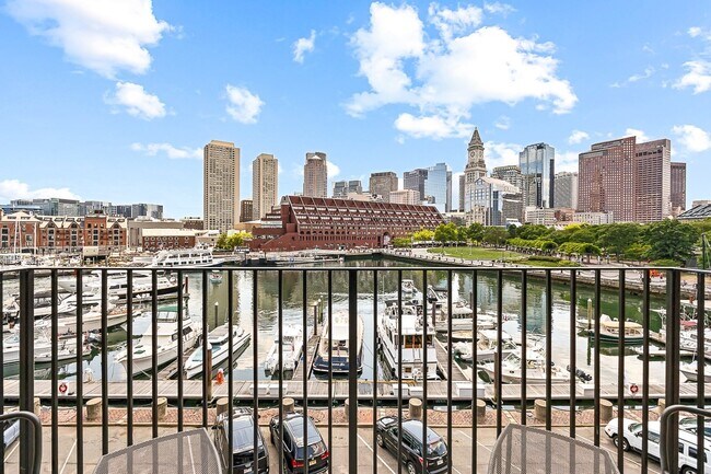 Building Photo - 51 Commercial Wharf W