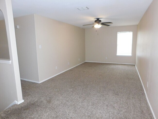 Building Photo - 9013 Barkwood