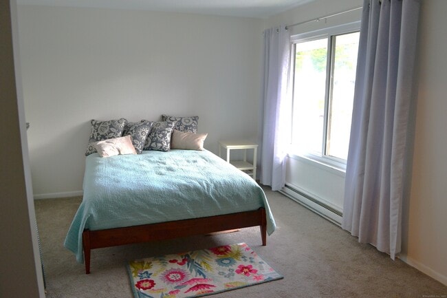 Building Photo - 41 Mountain Laurel Ct