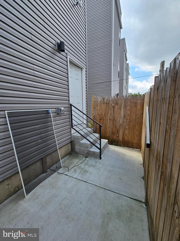 Building Photo - 1856 N Marston St
