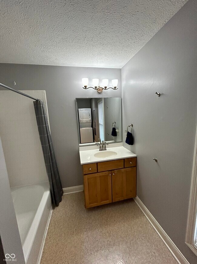 Building Photo - 2049 Alabama St