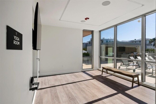 Building Photo - 111 Golden Gate Point