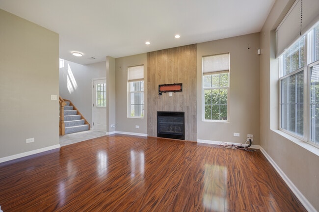 Building Photo - 1829 Golden Gate Ln