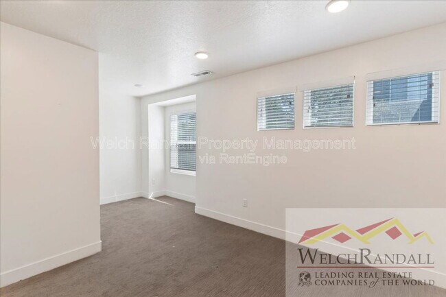 Building Photo - 1173 Shady Brook Ln S