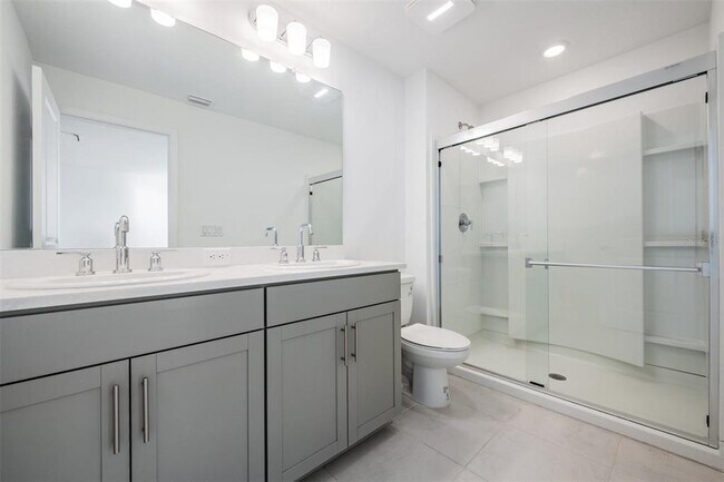 Building Photo - 2419 Paravane Wy