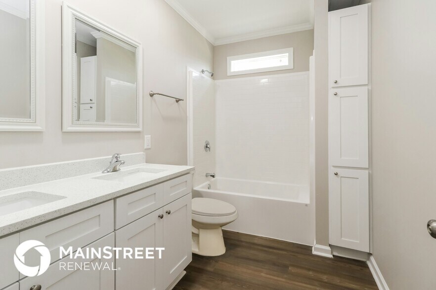 Building Photo - 8516 Kellett St