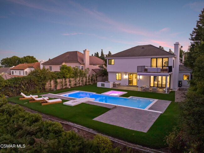 Building Photo - 24005 Clarington Dr