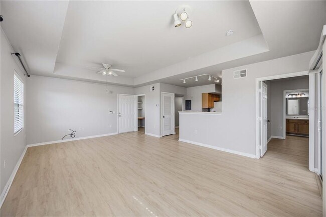 Building Photo - 1195 Villagio Cir