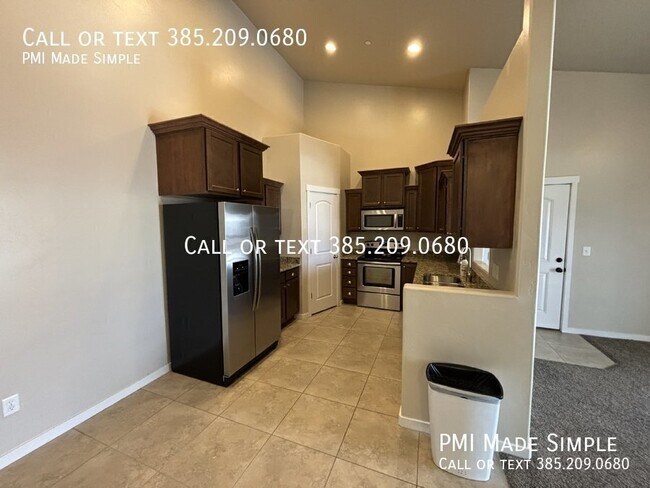 Building Photo - 157 Jordan Ridge Boulevard