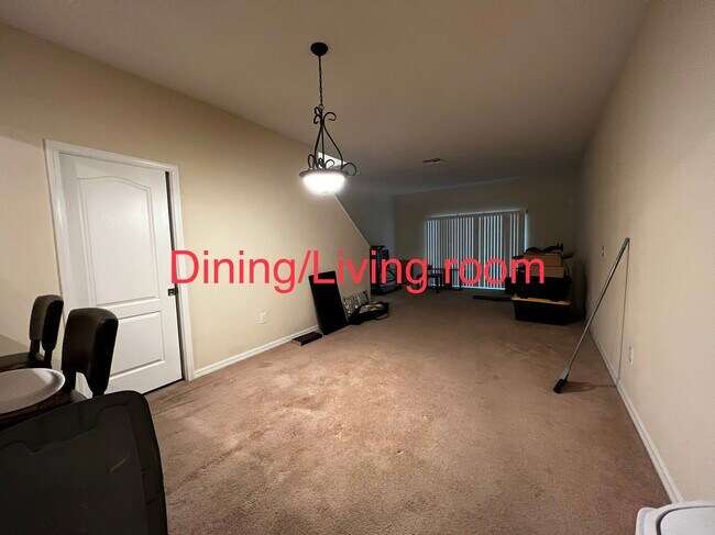 Building Photo - 4046 Mountain Chestnut Way