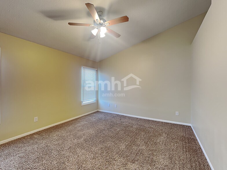 Building Photo - 279 Rockmill St
