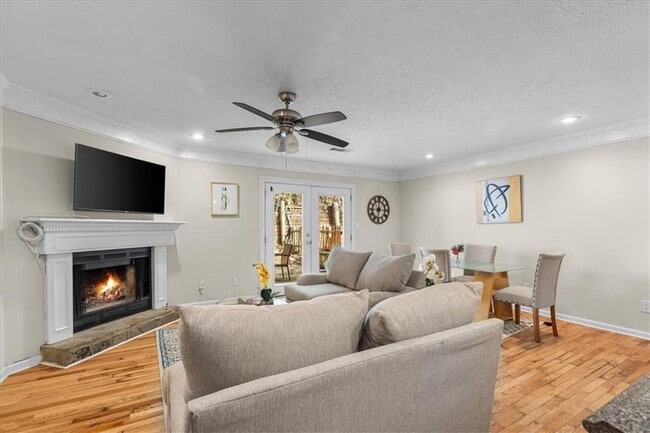 Building Photo - 1052 Travelers Trail