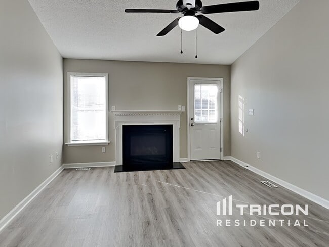 Building Photo - 1331 Sasswood Ln