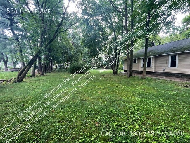 Building Photo - 534 Gayle Ave