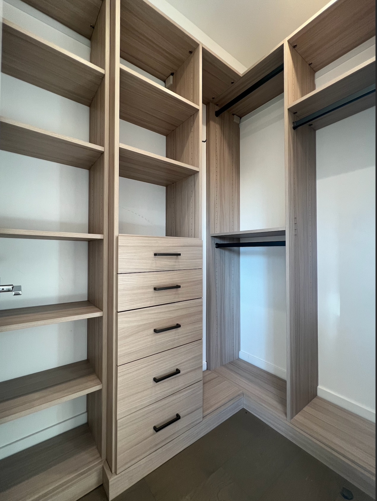 East-facing 3rd fl. flexible office/bedroom walk-in closet - 6077 Hargis St