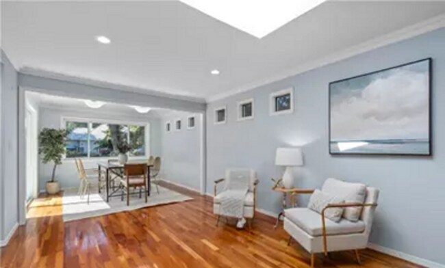 Building Photo - Beautifully refreshed gem with 4 beds and ...