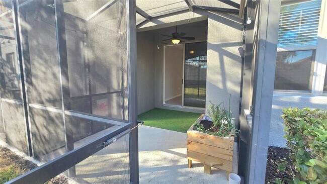 Building Photo - 11992 Sands Cv