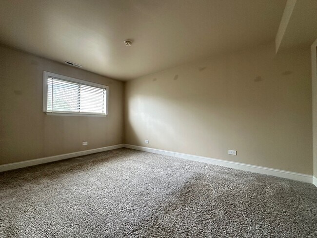 Building Photo - 2226 Abbeywood Dr