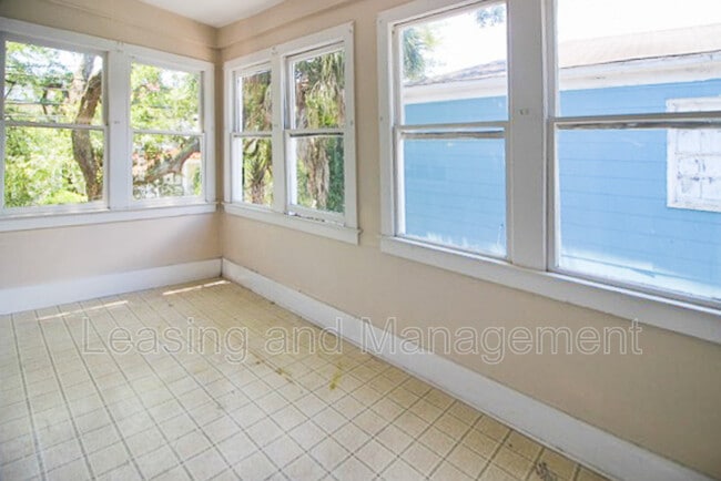 Building Photo - 294 Sumter St