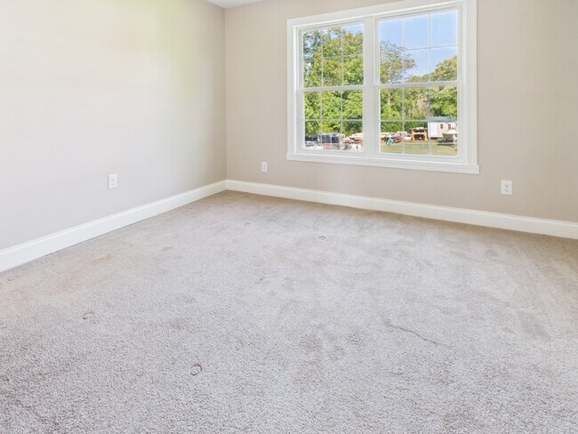 Building Photo - 1329 Filbert St