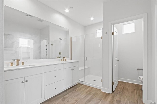 Building Photo - 660 Daniel Freeman Cir