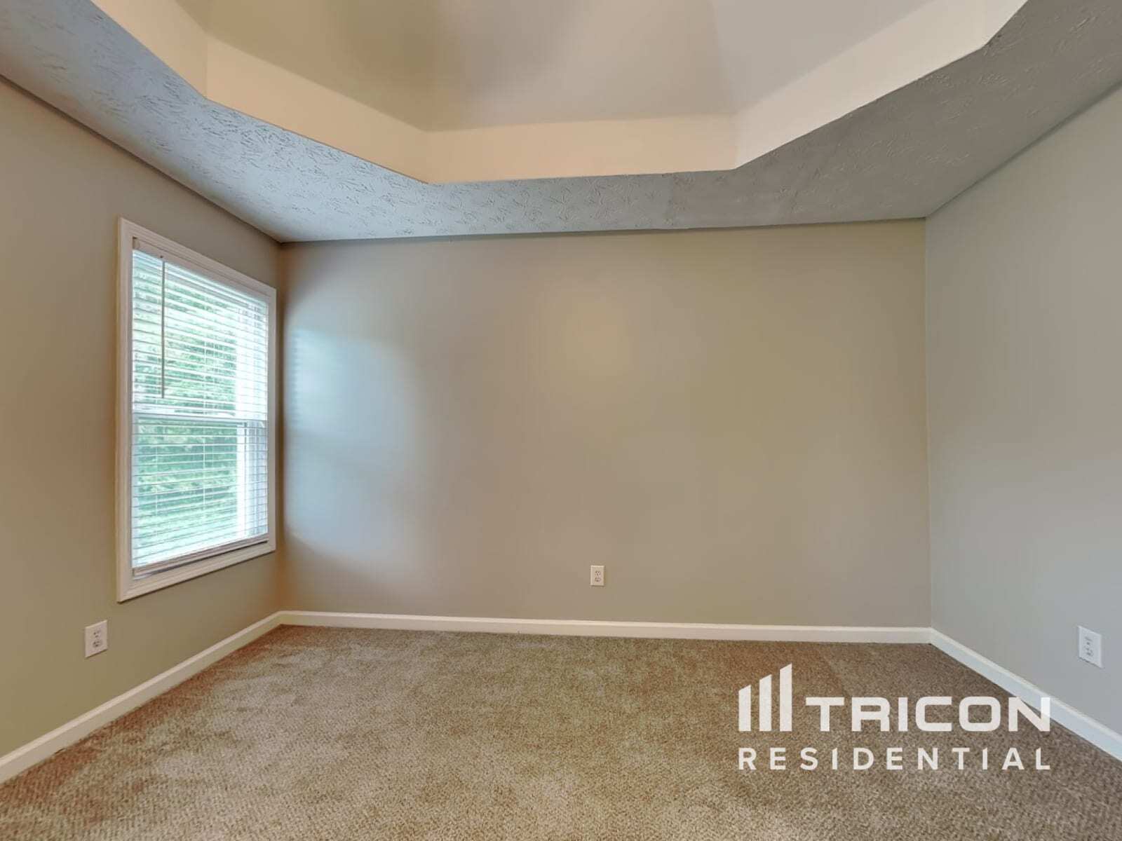 Building Photo - 2700 Peachtree Parc Ln