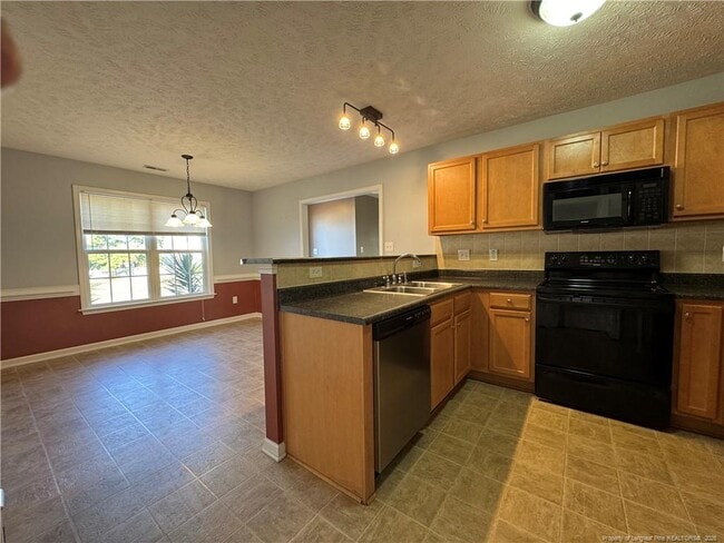 Building Photo - 245 Wood Valley Ln