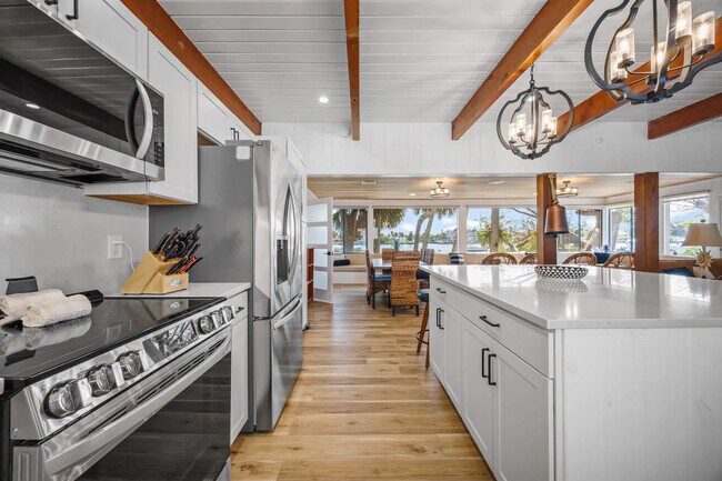 Building Photo - 11560 Dragon Point Dr