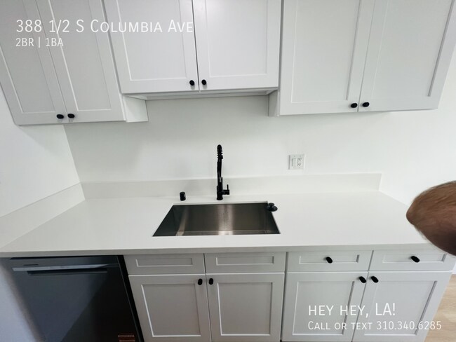 Building Photo - 388 1/2 S Columbia Ave-