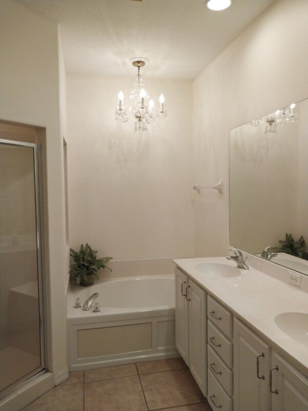 Building Photo - 5641 Hidden Oak Ct