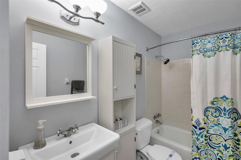 Building Photo - 5260 Coquina Key Dr SE