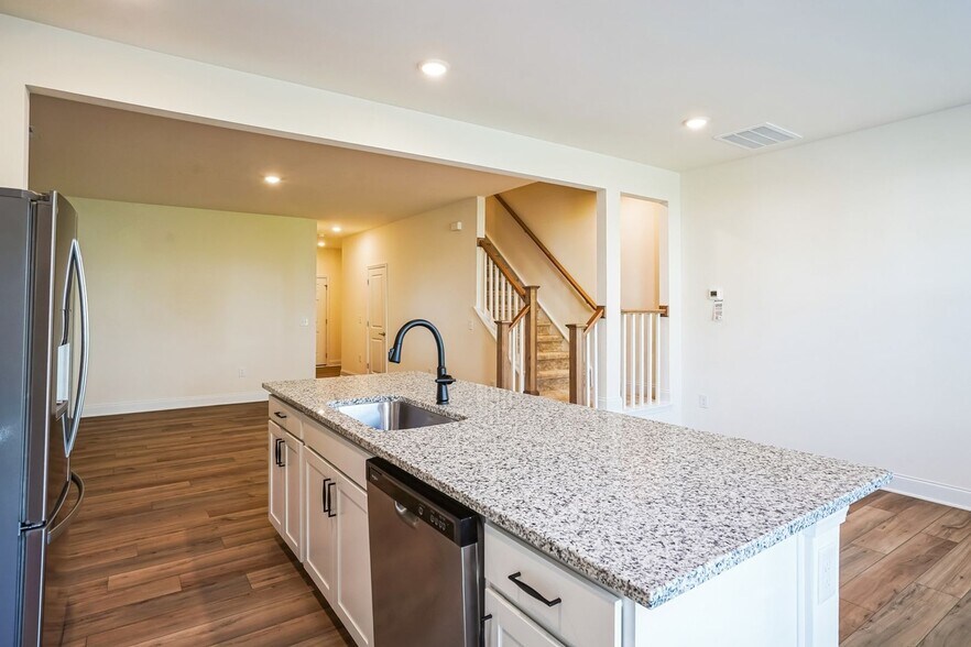 Building Photo - 20 Honeydew Wy
