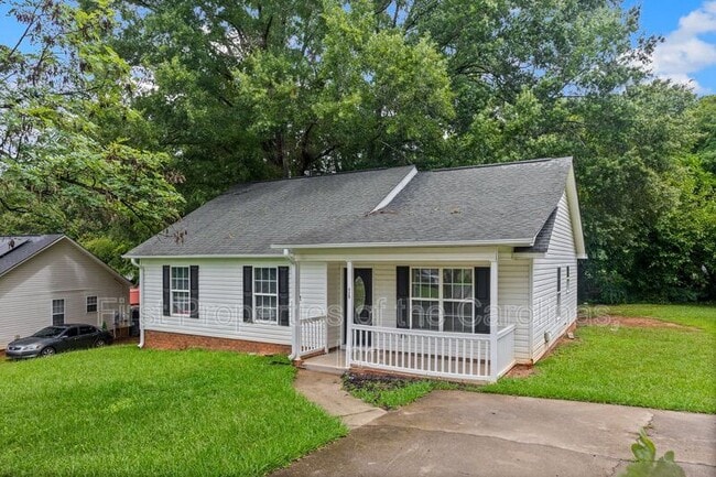 Building Photo - 429 Merry Go Dr
