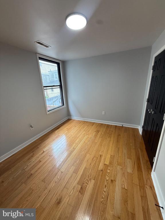 Building Photo - 713 N 16th St