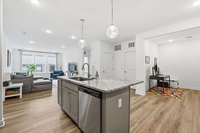 Building Photo - 21950 Garganey Ter