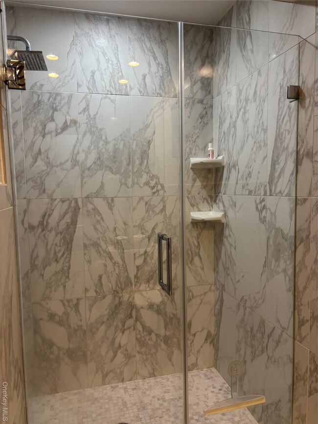 Building Photo - 2 Richmond Rd