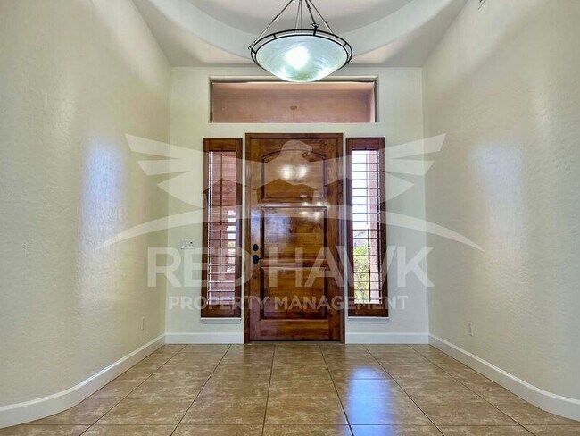Building Photo - 1588 W Yosemite Pl