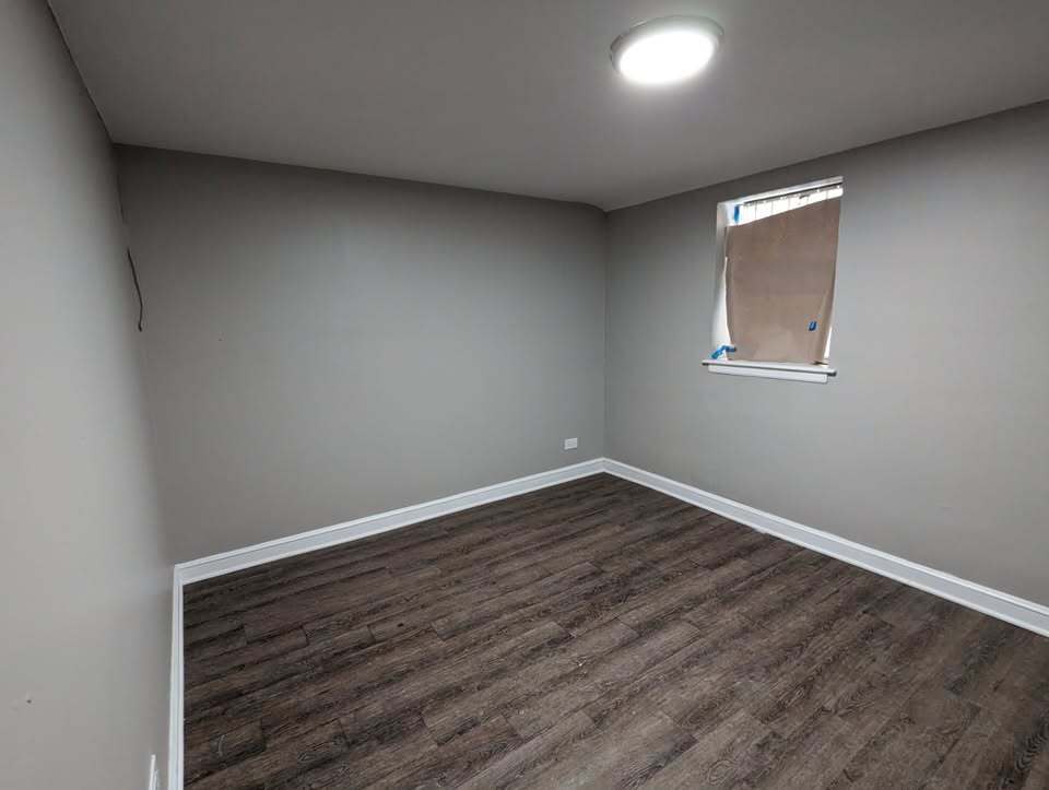 Building Photo - 7159 S Francisco Ave