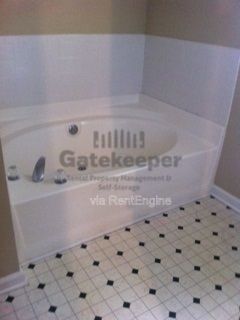 Building Photo - 725 Old Stone Ct