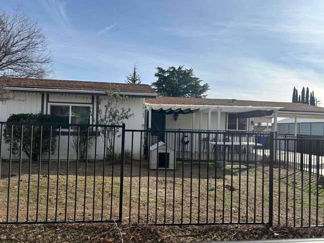 Building Photo - 35133 Faith Dr