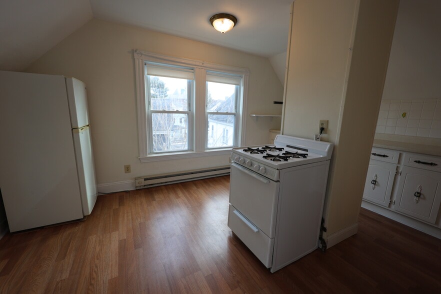 Building Photo - 6 Harriet St