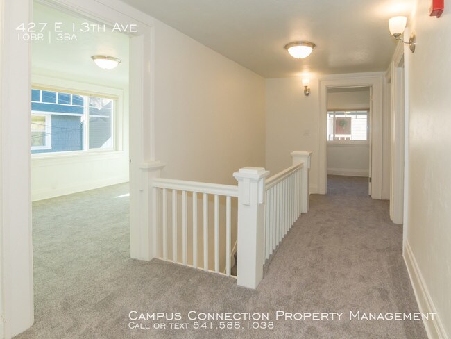 Building Photo - 427 E 13th Ave