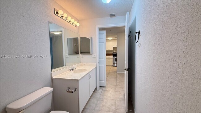 Building Photo - 3452 Cypress Trail