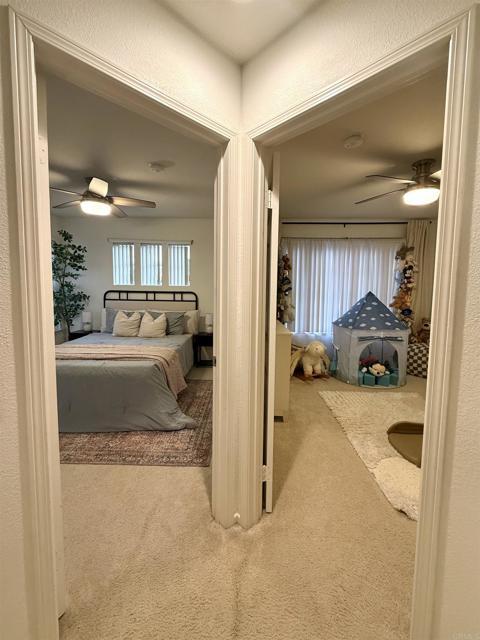 Building Photo - 951 River Oaks Ct