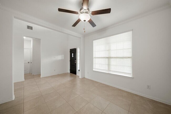 Building Photo - 1706 Country Air Ln