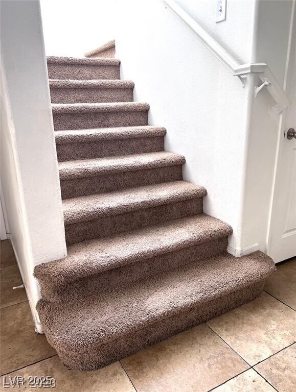 Building Photo - 6062 St Petersburg Dr