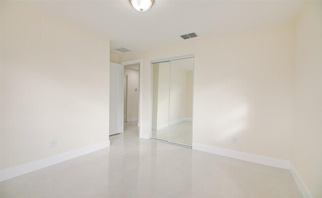 Building Photo - 3105 18th St