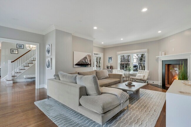 Building Photo - 67 Prospect St